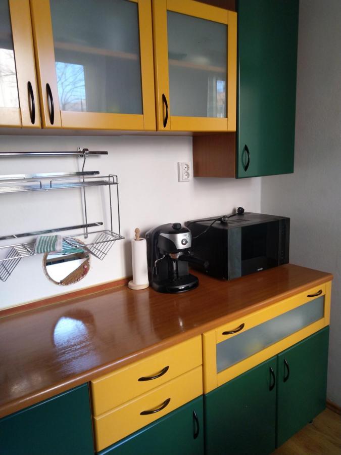 Apartament Camelia Petroşani Eksteriør bilde