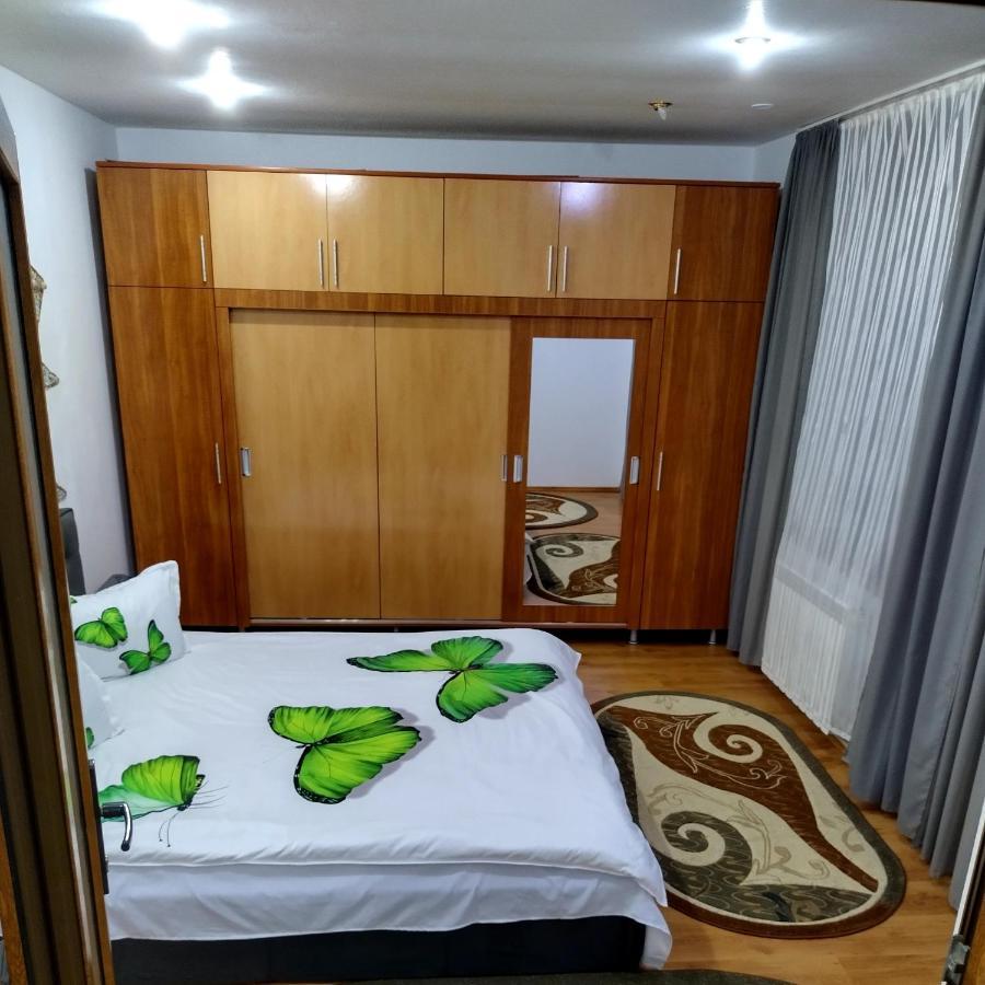 Apartament Camelia Petroşani Eksteriør bilde